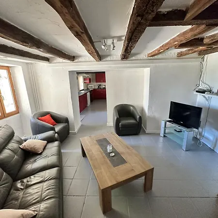 Casa vacanze Domaine De La Roche Chabrelle *