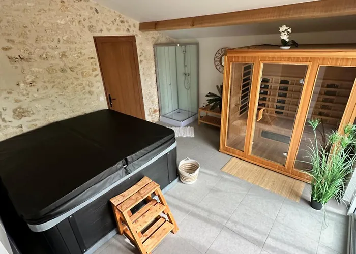 Domaine De La Roche Chabrelle Hébergement de vacances Saint-Just (Dordogne)